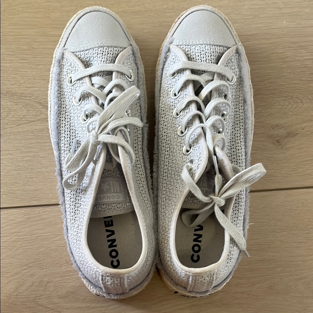 Converse Light Grey Classic Sneakers Woven Low-Top Never Worn Raw hem Size 8
